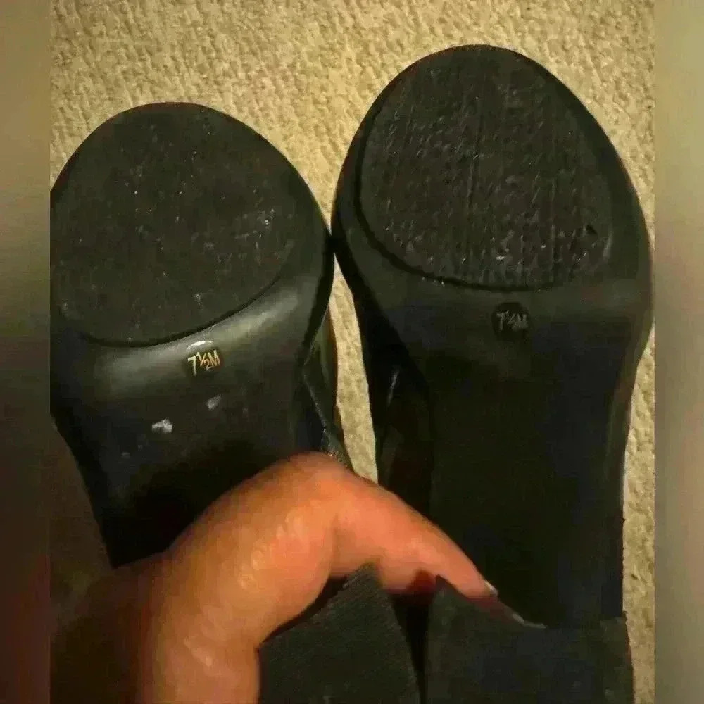 Michael Kors Women’s Greenwich Tall Belted Knee High Riding Boots Size 71/2. - Picture 8 of 10